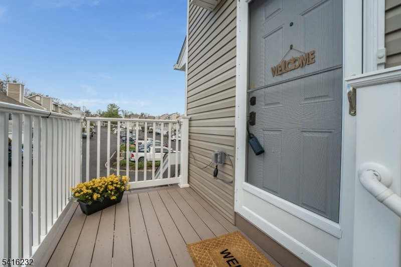 32 Morgan Court Bedminster, NJ 07921 - Photo 18 of 21