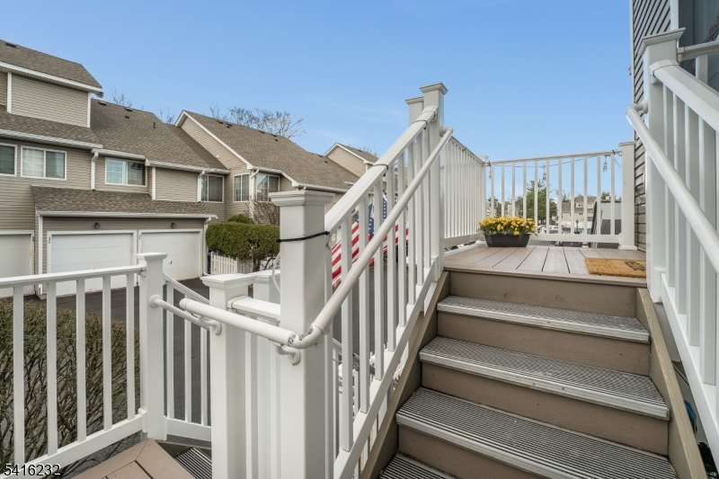 32 Morgan Court Bedminster, NJ 07921 - Photo 19 of 21