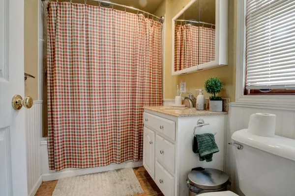 $279,900 | 228 North Franklin Street, Oconto Falls, WI 54154