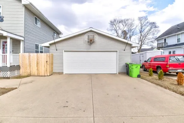 $279,900 | 228 North Franklin Street, Oconto Falls, WI 54154