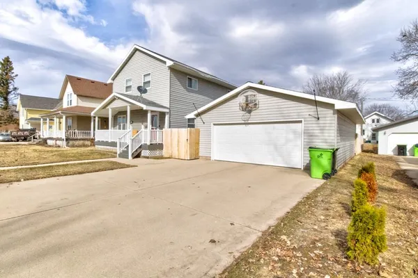 $279,900 | 228 North Franklin Street, Oconto Falls, WI 54154