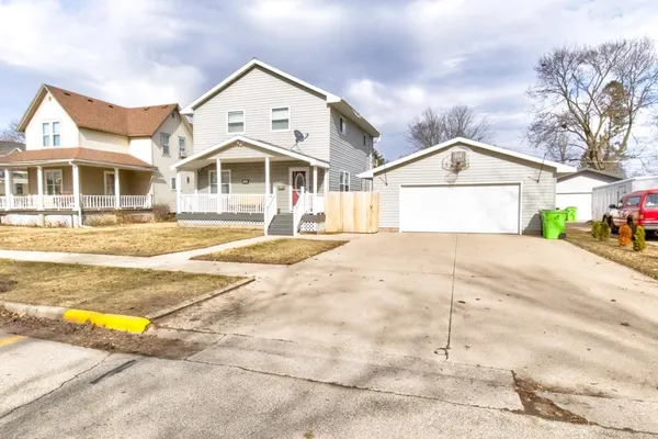 $279,900 | 228 North Franklin Street, Oconto Falls, WI 54154