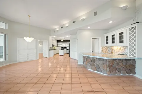 $939,000 | 7 Brookhaven Point, Montgomery, TX 77356