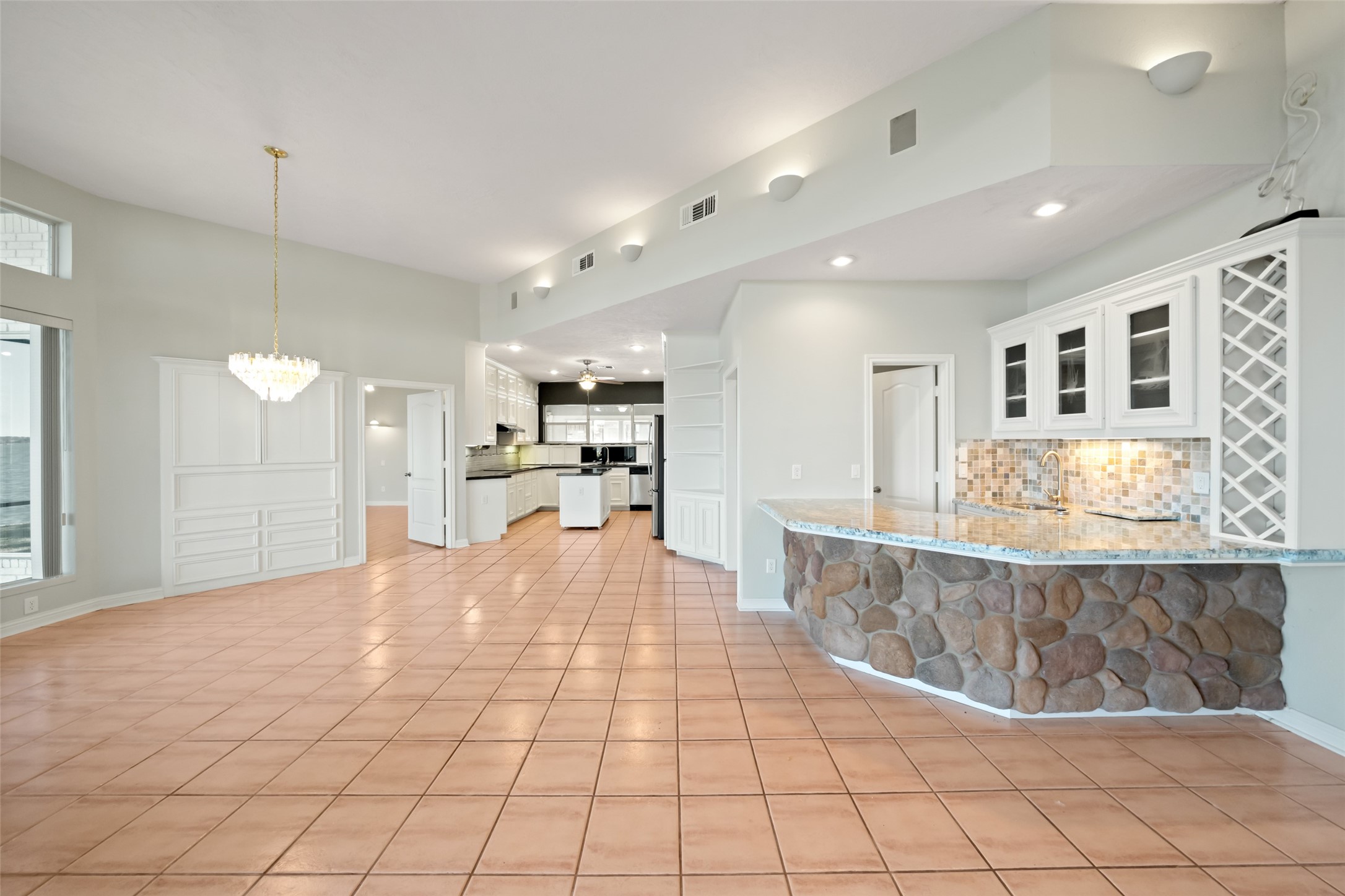 7 Brookhaven Point Montgomery, TX 77356 - Photo 11 of 44