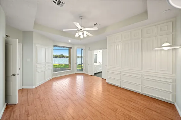 $939,000 | 7 Brookhaven Point, Montgomery, TX 77356