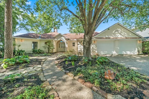 $939,000 | 7 Brookhaven Point, Montgomery, TX 77356