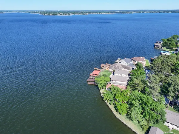 $939,000 | 7 Brookhaven Point, Montgomery, TX 77356