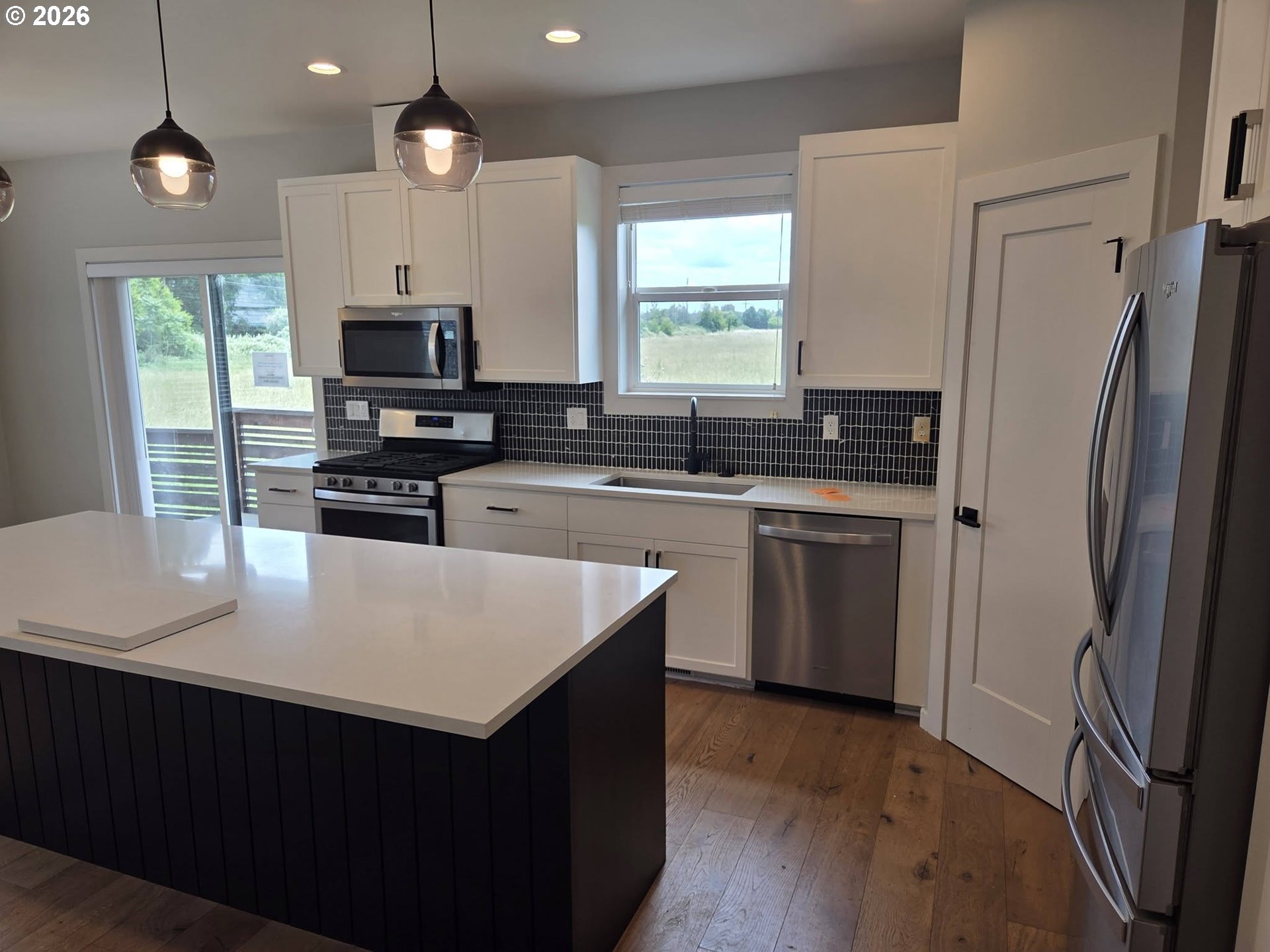 3346 Zane Lane Eugene, OR 97404 - Photo 6 of 17