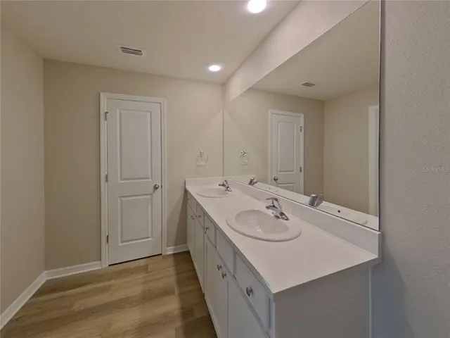 $2,699 | 10734 Hidden Banks Glen, Parrish, FL 34219