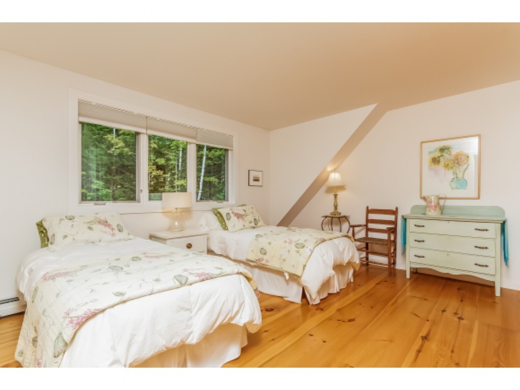 1071 Roxbury Mountain Road Warren, VT 05674 - Photo 19 of 29