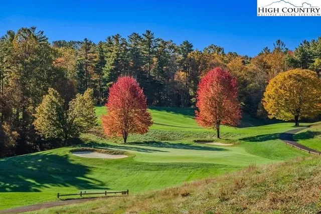 $525,000 | 21 Maple Leaf Lane, Glade Valley, NC 28627