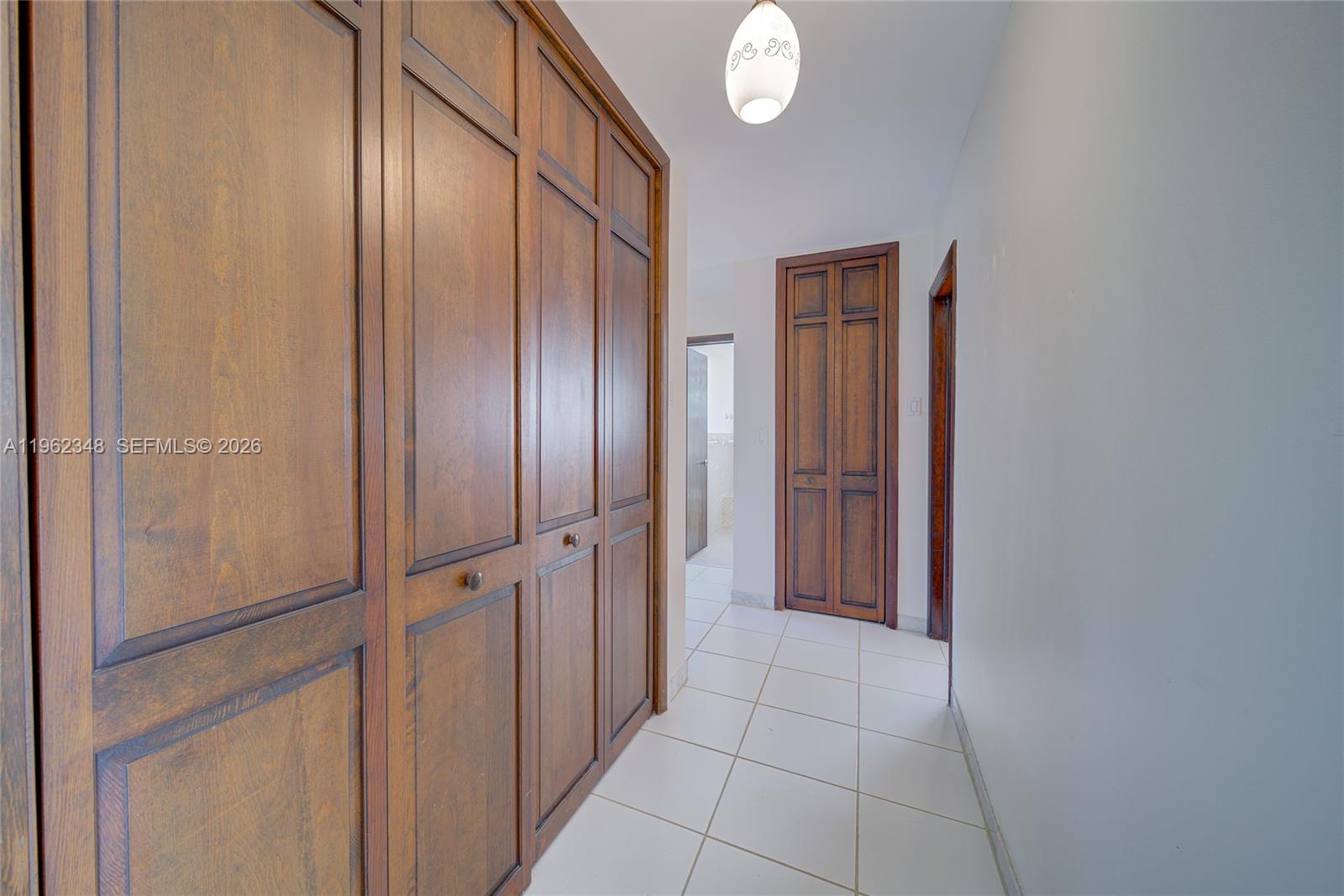 7460 Southwest 109th Terrace Pinecrest, FL 33156 - Photo 13 of 21