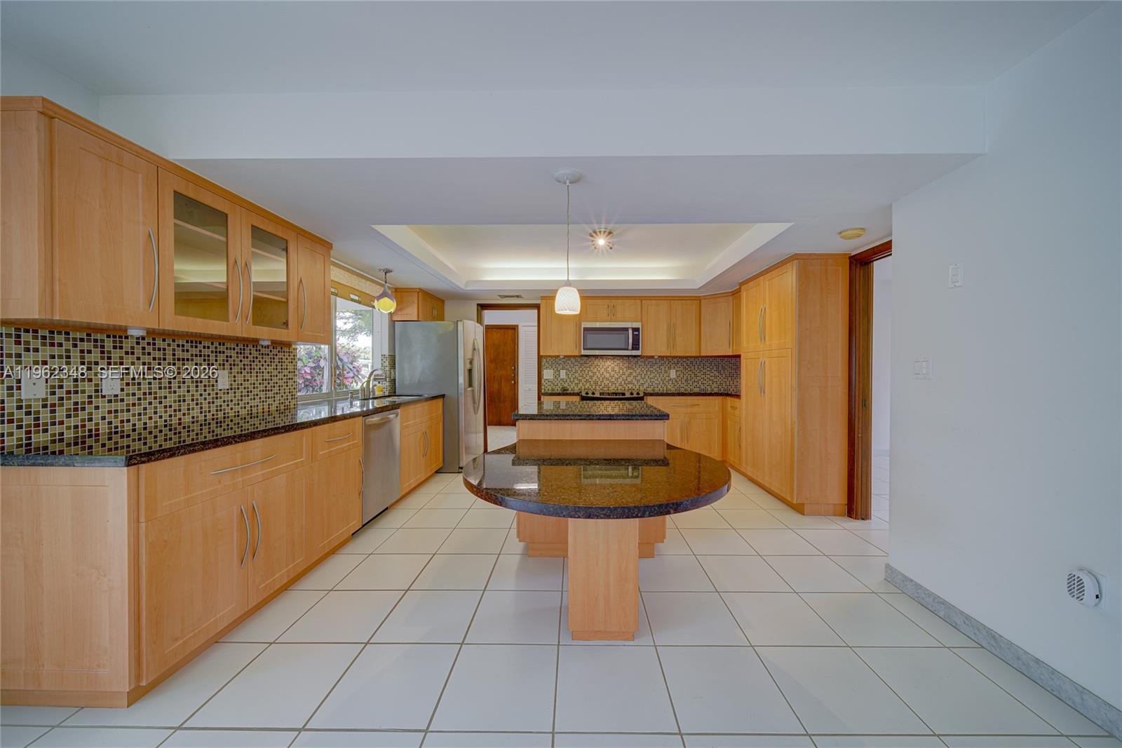 7460 Southwest 109th Terrace Pinecrest, FL 33156 - Photo 3 of 21