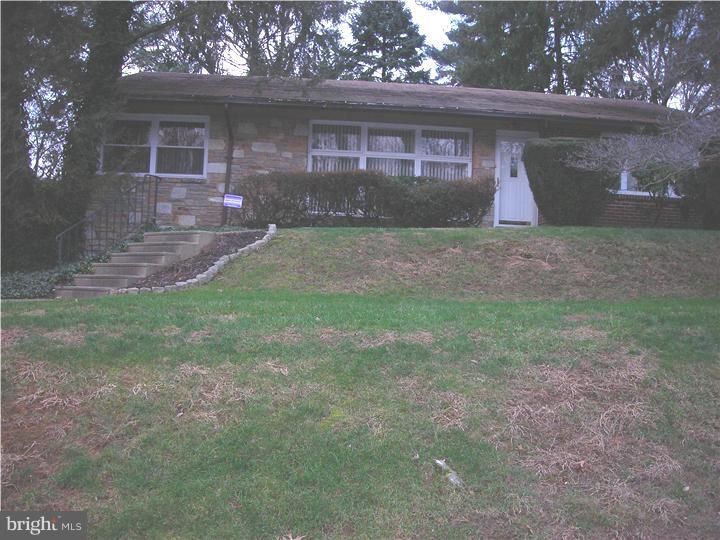 30 Parkview Road Cheltenham, PA 19012 - Photo 1 of 21 Exterior Front