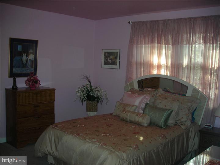 30 Parkview Road Cheltenham, PA 19012 - Photo 17 of 21 Bedroom 3