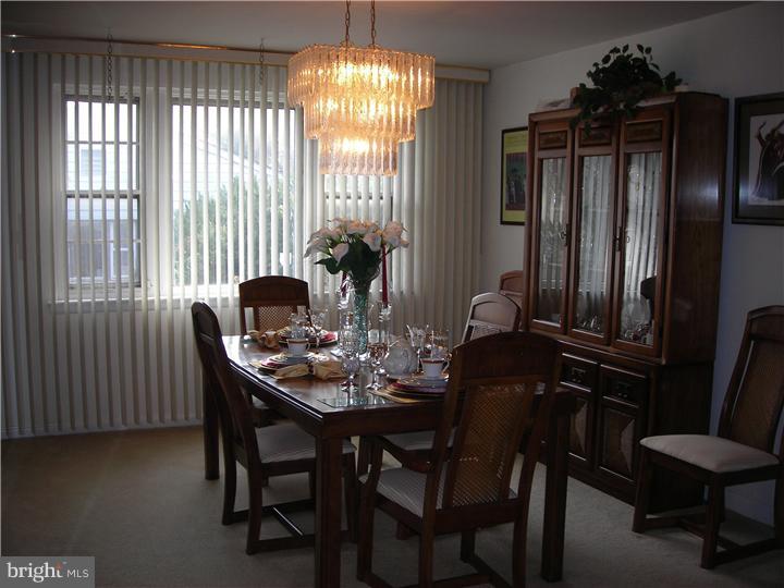 30 Parkview Road Cheltenham, PA 19012 - Photo 5 of 21 Dining Room