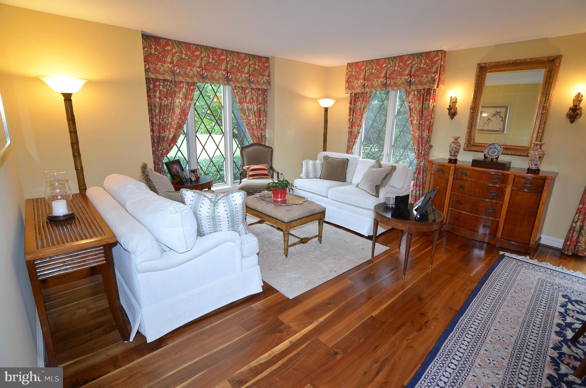 1005 Double Gate Road Davidsonville, MD 21035 - Photo 14 of 30 Living Room