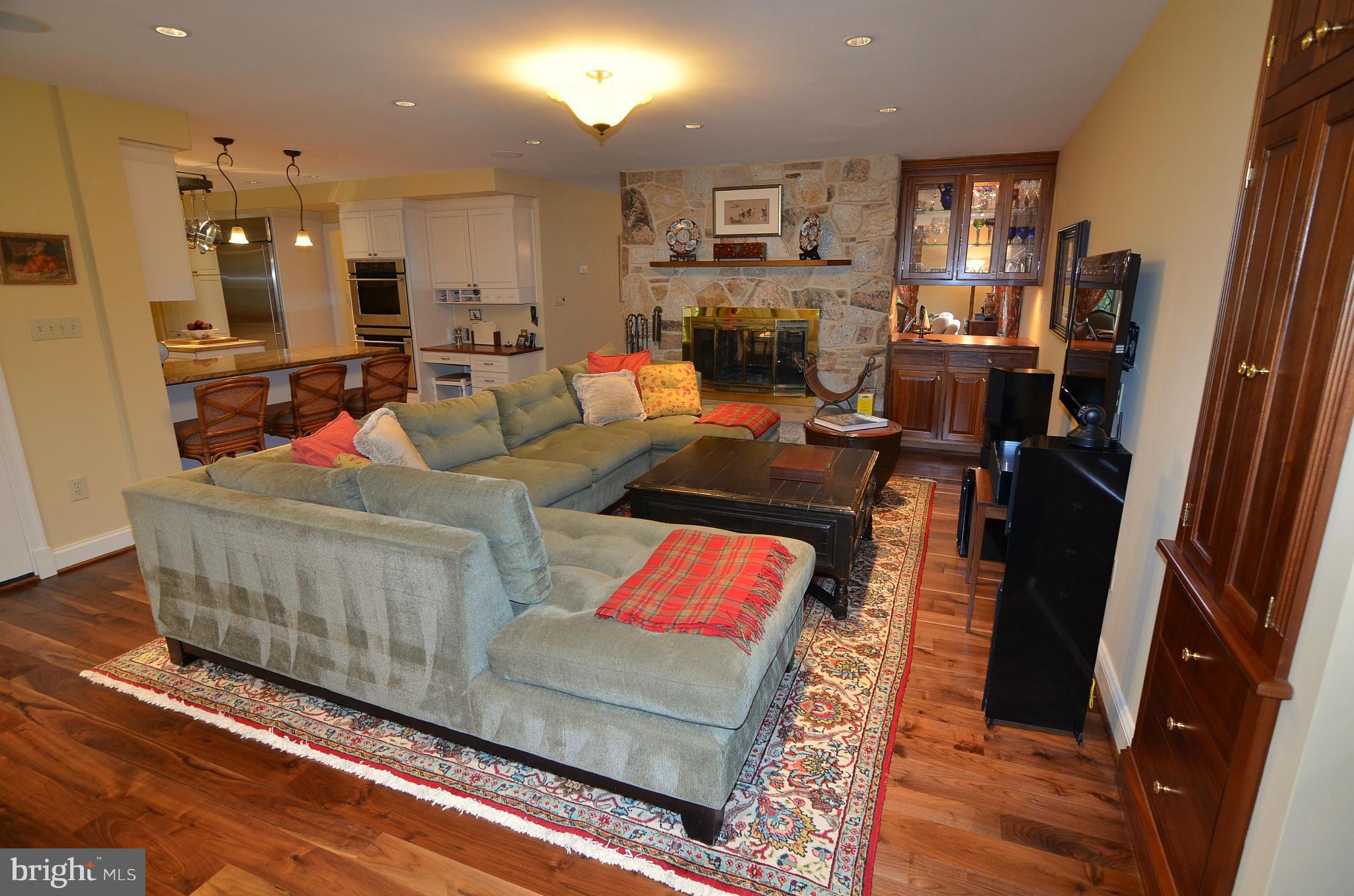 1005 Double Gate Road Davidsonville, MD 21035 - Photo 10 of 30 Family Room