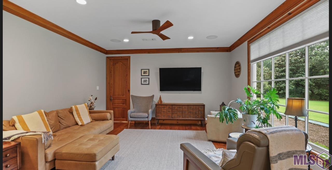 6326 Highland Road Baton Rouge, LA 70808 - Photo 14 of 42 Keeping