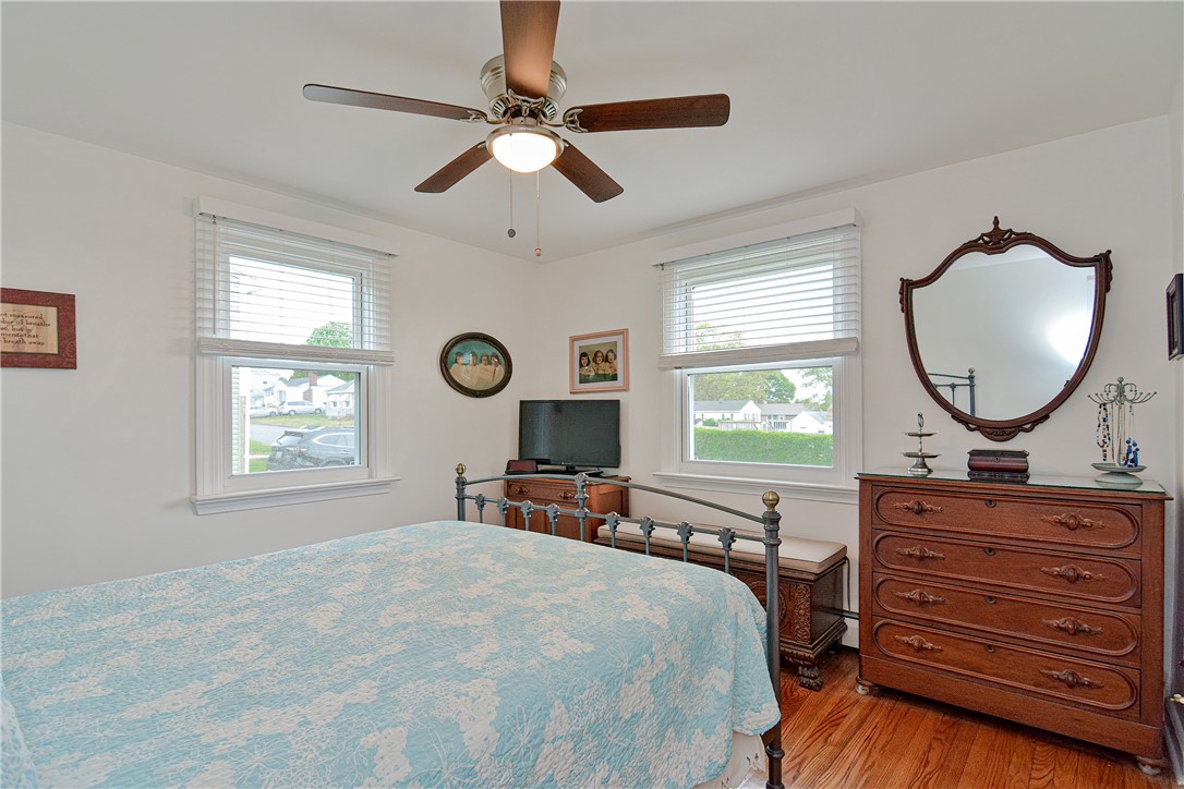 161 Beardsworth Road Tiverton, RI 02878 - Photo 36 of 38
