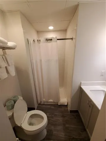 $2,400 | 320 Andrew Higgins Boulevard, Unit 304, New Orleans, LA 70130