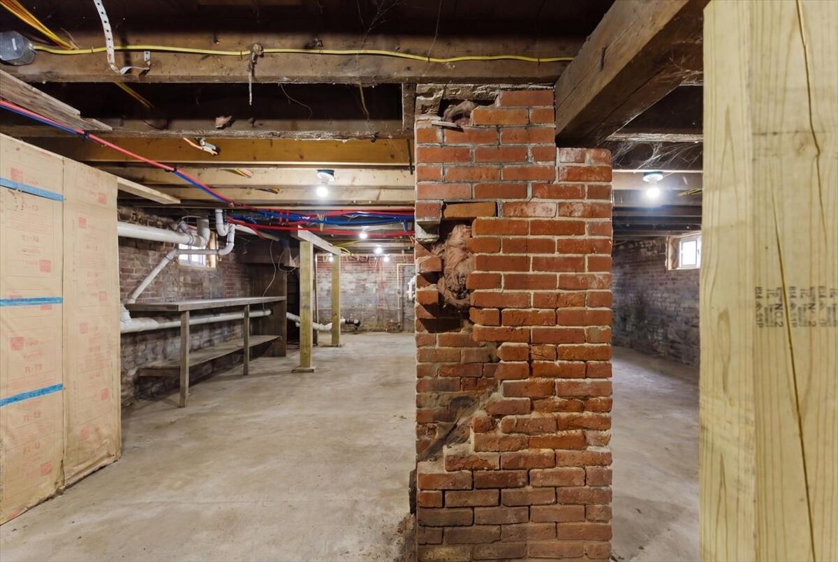 10 Middle Street Lisbon, ME 04252 - Photo 57 of 57 57-interior_basement-5