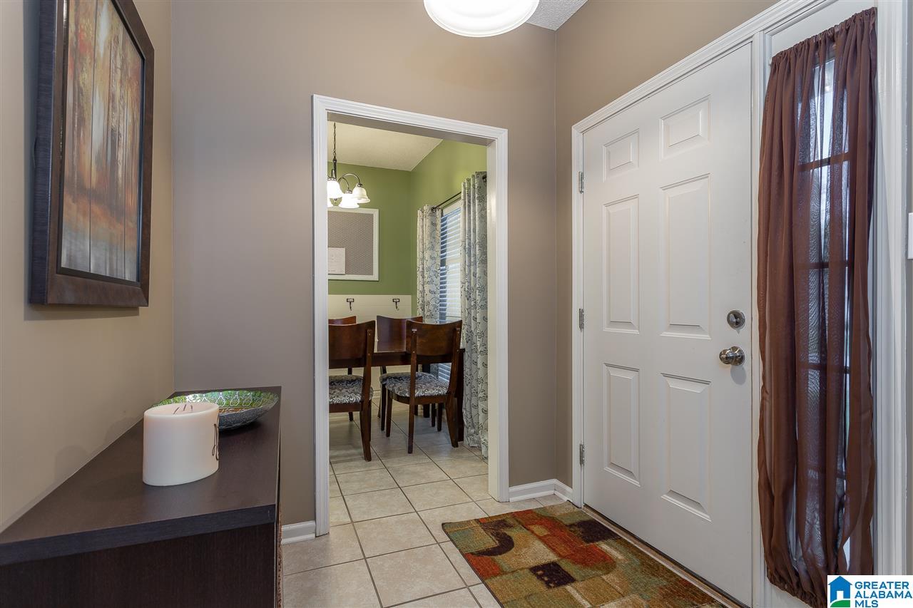 1659 Oliver Road Leeds, AL 35094 - Photo 4 of 34