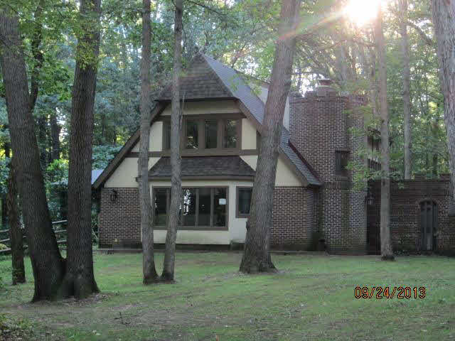 11821 Douglas Road Temperance, MI 48182 - Photo 1 of 7 20374835.JPG