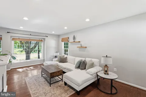 $795,000 | 7832 Fordson Road, Alexandria, VA 22306