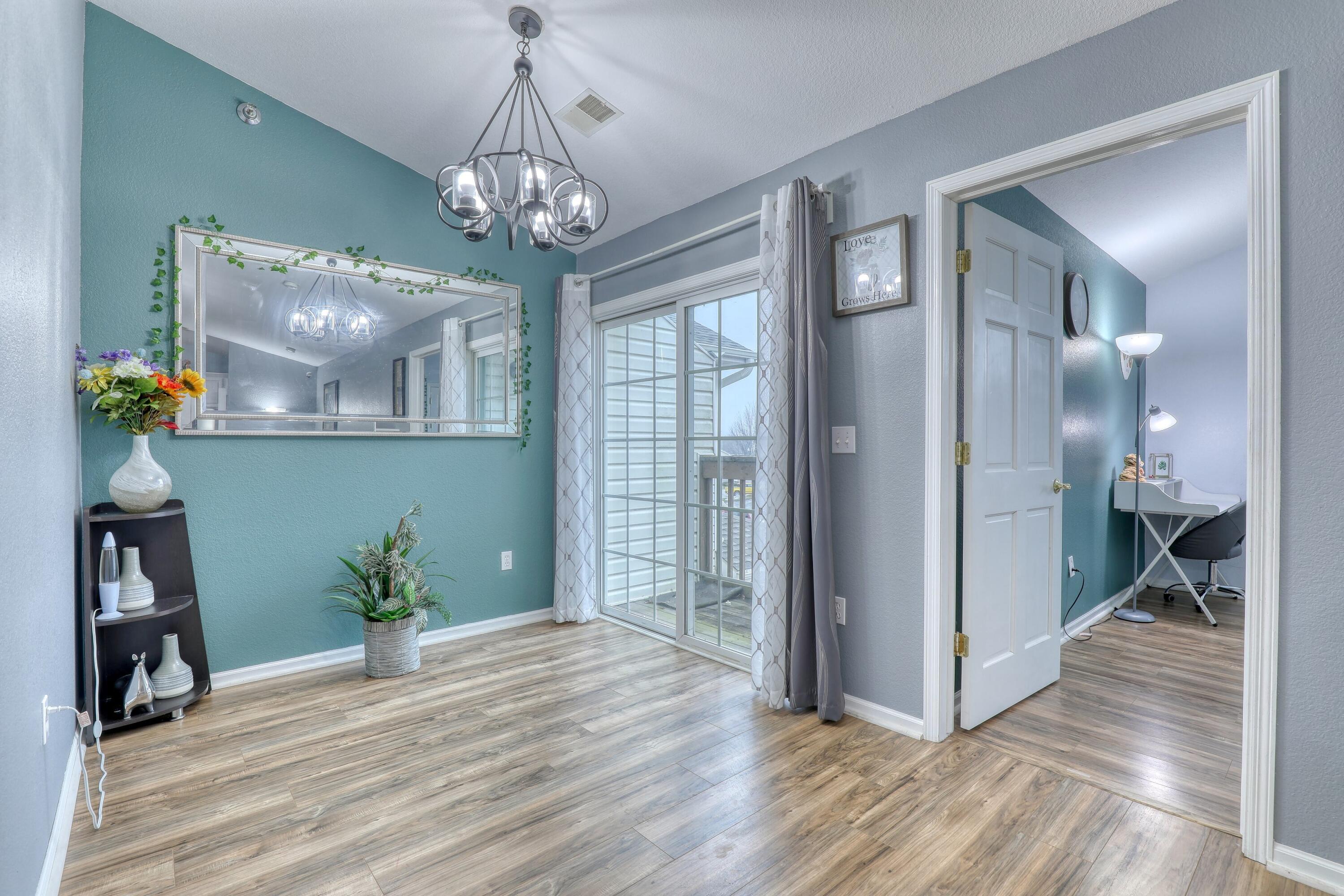 9239 South 54th Street Franklin, WI 53132 - Photo 7 of 28 16