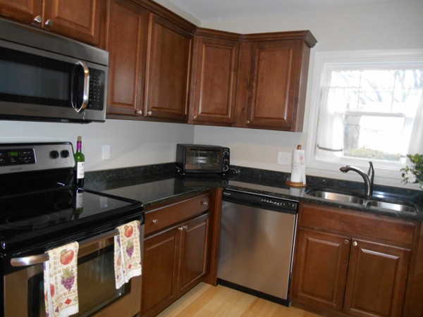 30 Prentice Avenue Pawtucket, RI 02860 - Photo 2 of 8 Gallery Image 2