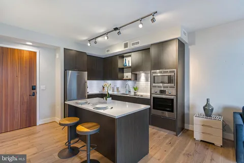 $499,999 | 1300 4th Street Southeast, Unit 711, Washington, DC 20003