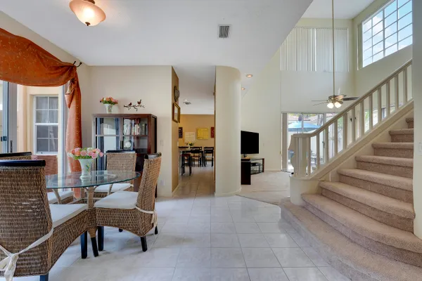 $4,000 | 27 Via Del Corso, Palm Beach Gardens, FL 33418