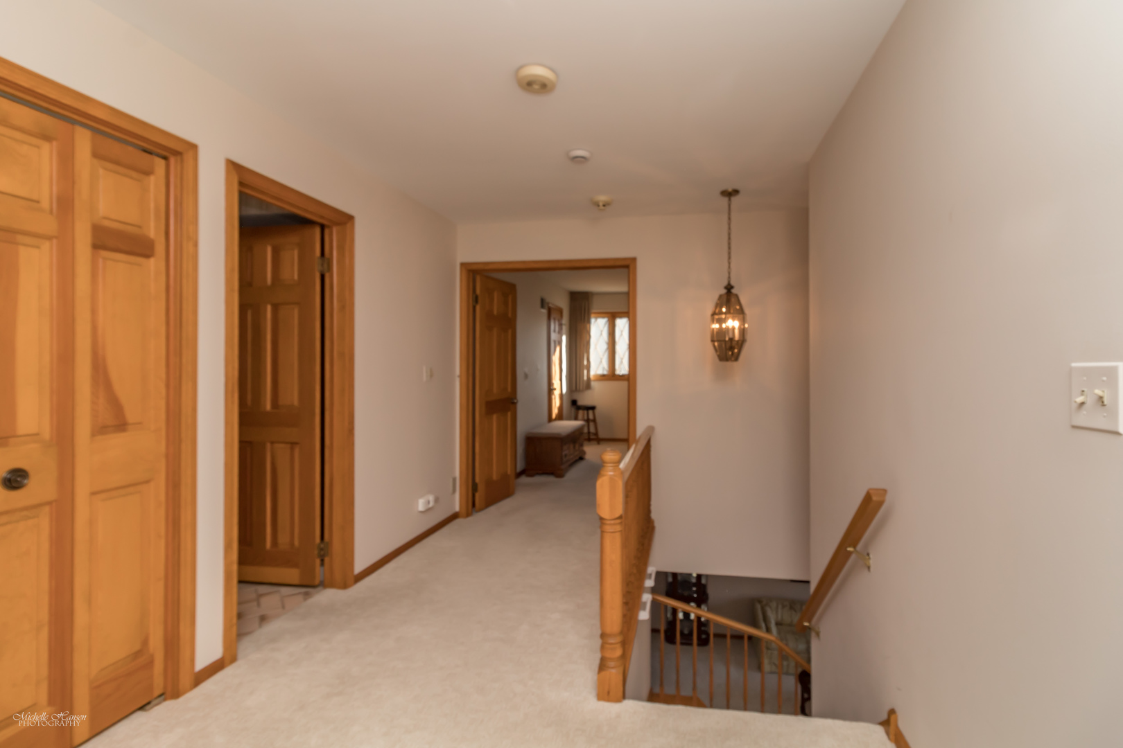 2203 North Ridge Avenue Arlington Heights, IL 60004 - Photo 15 of 23 a view of a hallway with closet and a livingroom