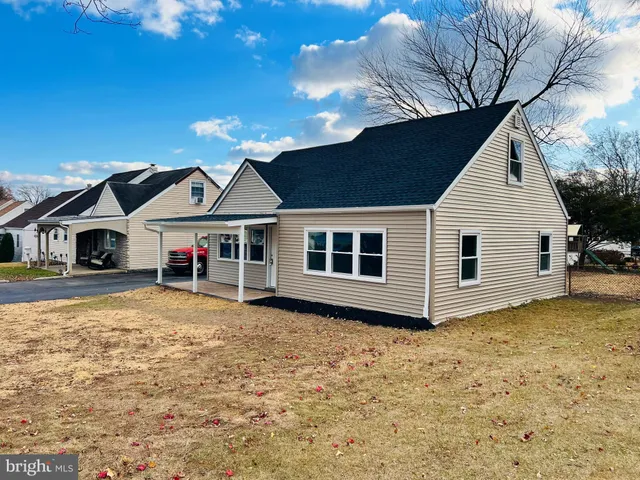 $3,000 | 504 Selma Street, Philadelphia, PA 19116