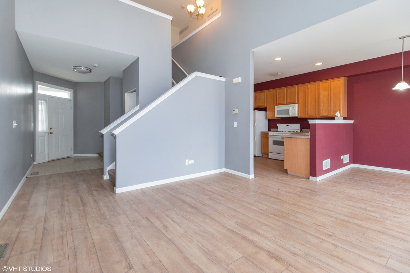 1018 Montego Bay Court Romeoville, IL 60446 - Photo 3 of 18