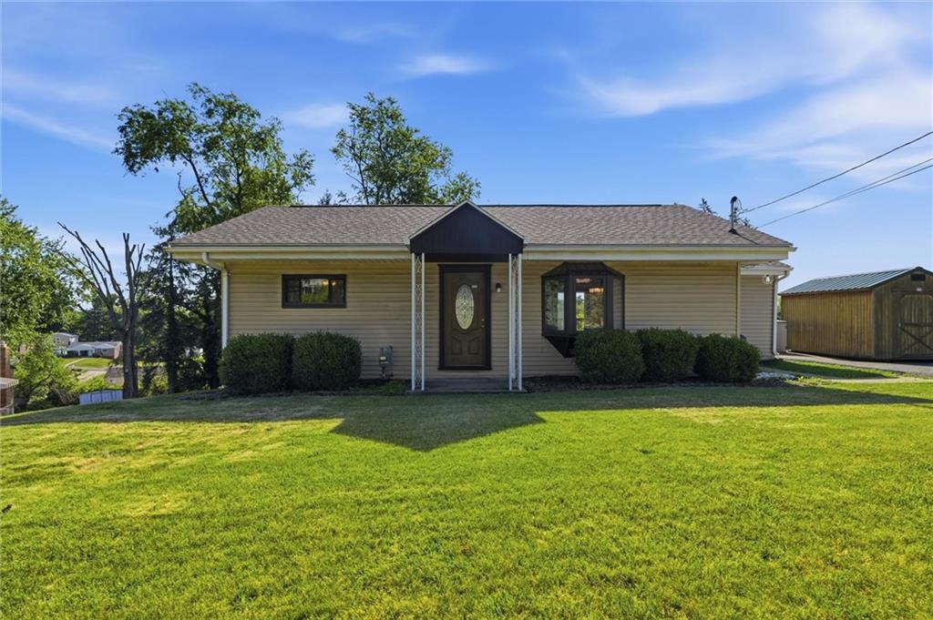 41 R Kenridge Drive McKees Rocks, PA 15136 - Photo 2 of 48 Gallery Image 2