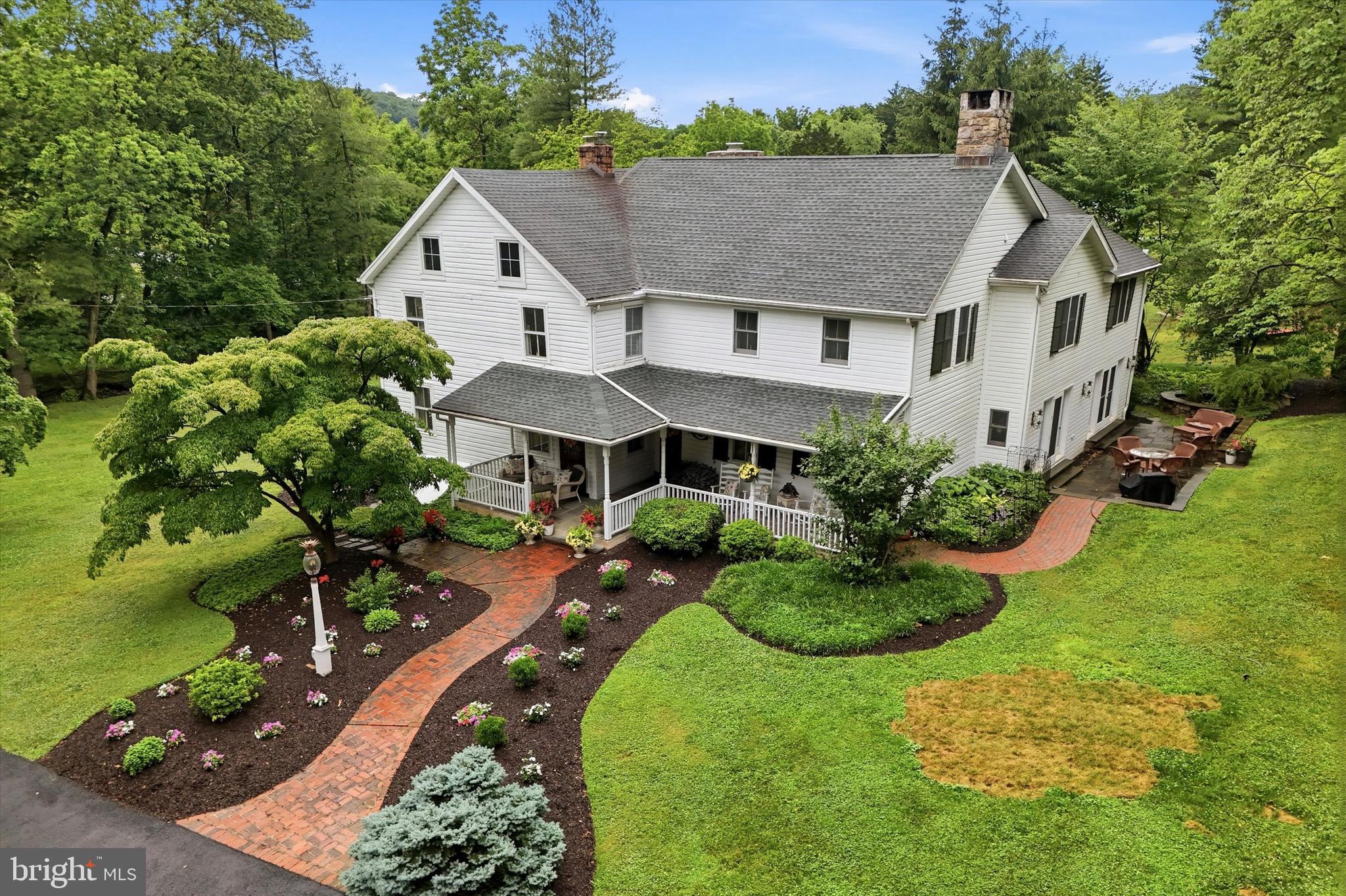 2505 Black River Road Bethlehem, PA 18015 - Photo 2 of 49