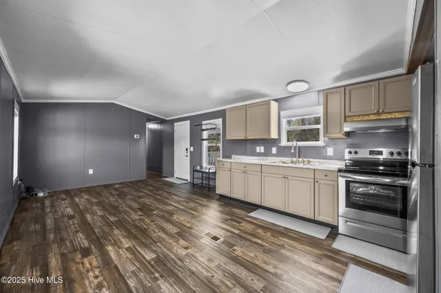 $1,700,000 | 9572 Highway 41, Pink Hill, NC 28572