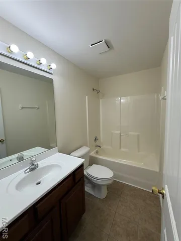 $314,000 | 1 Somerfield Drive, Union, MO 63084