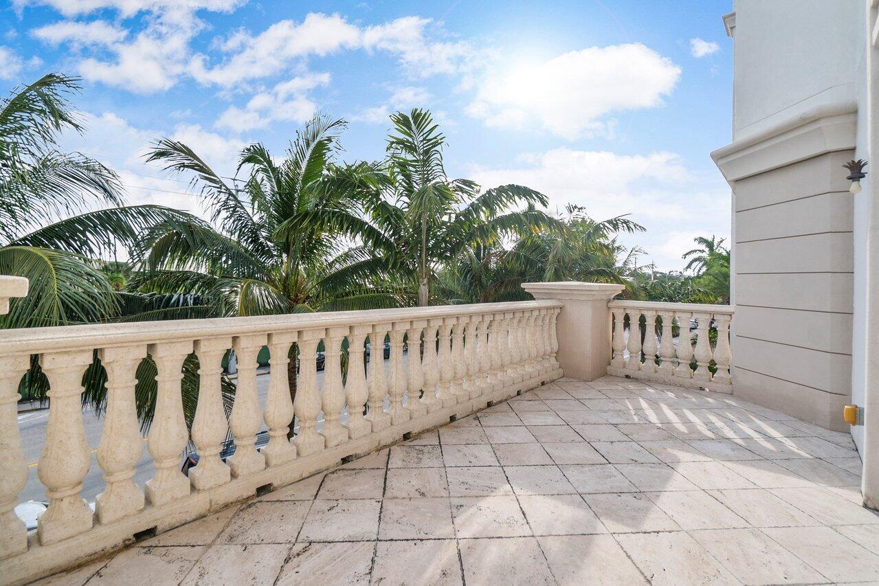 1 North Ocean Boulevard, Unit 202 Boca Raton, FL 33432 - Photo 20 of 41 026-1NorthOceanBoulevard-BocaRaton-FL-33
