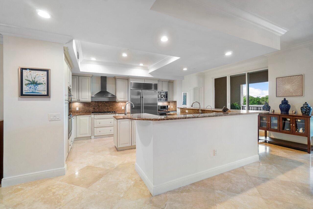 1 North Ocean Boulevard, Unit 202 Boca Raton, FL 33432 - Photo 6 of 41 010-1NorthOceanBoulevard-BocaRaton-FL-33