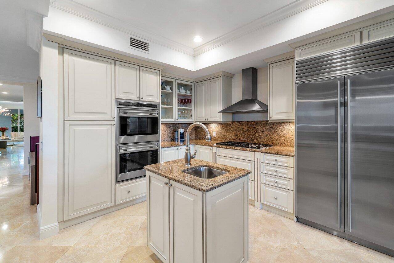 1 North Ocean Boulevard, Unit 202 Boca Raton, FL 33432 - Photo 8 of 41 013-1NorthOceanBoulevard-BocaRaton-FL-33