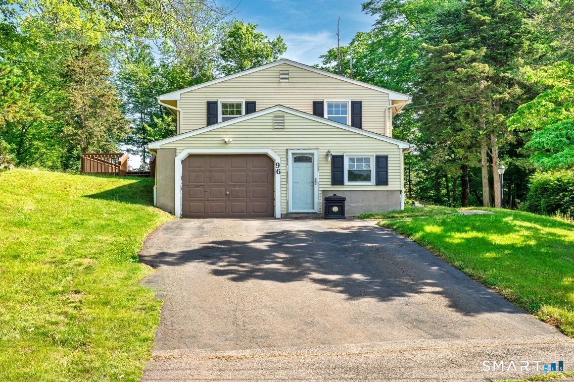 96 Lynn Drive Meriden, CT 06451 - Photo 2 of 39 96 Lynn Drive, Meriden