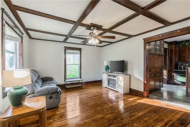 $190,000 | 104 West Pine Street, Orrick, MO 64077