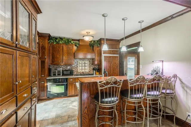 $190,000 | 104 West Pine Street, Orrick, MO 64077