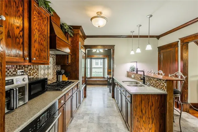 $190,000 | 104 West Pine Street, Orrick, MO 64077