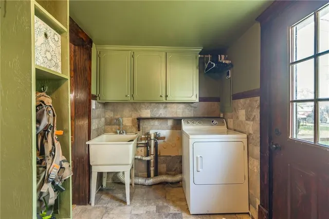 $190,000 | 104 West Pine Street, Orrick, MO 64077