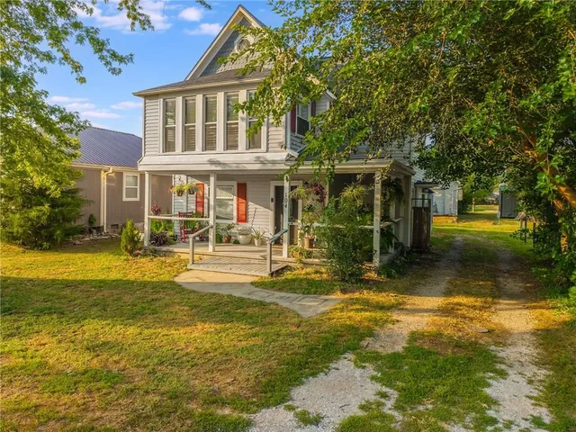 $190,000 | 104 West Pine Street, Orrick, MO 64077