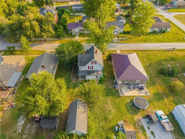 $190,000 | 104 West Pine Street, Orrick, MO 64077